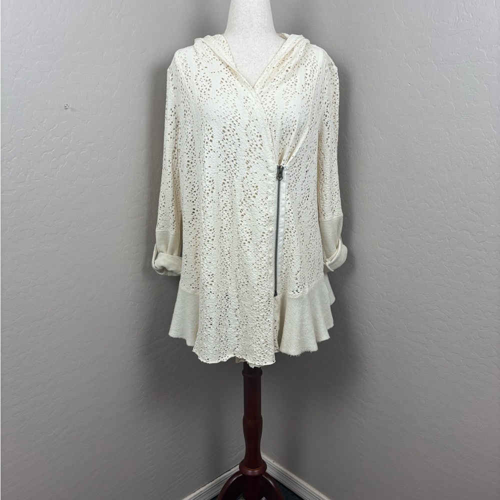 Free People Doiley Sweater - Picture 2 of 9